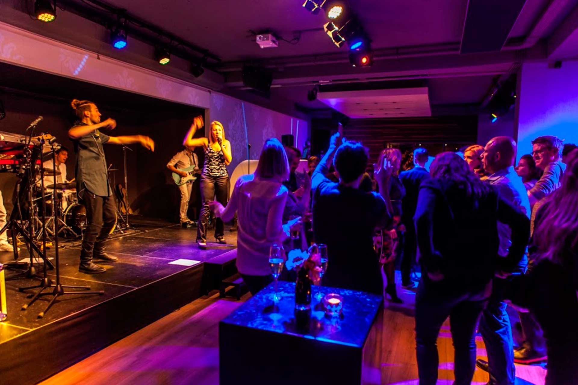 profource-luidt-het-nieuwe-jaar-feestelijk-in